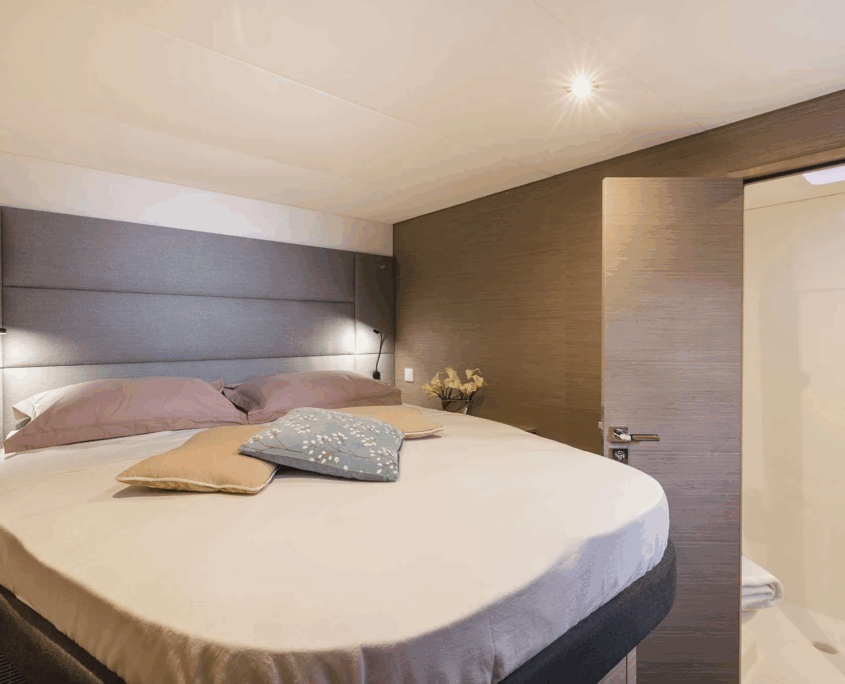 Fountaine Pajot Aura 51