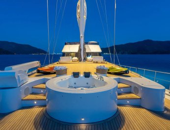 Gulet Deluxe