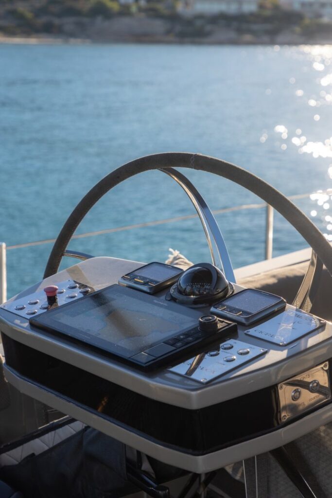 Admiral Sail Silent 76