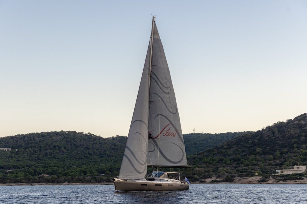 Admiral Sail Silent 76